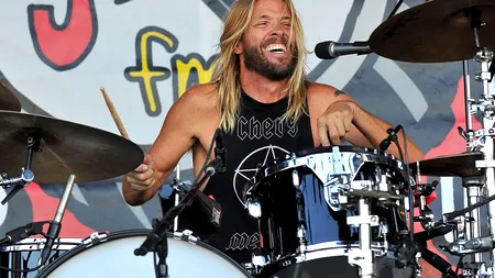Bateristul unei trupe rock legendare, mort la doar 50 de ani