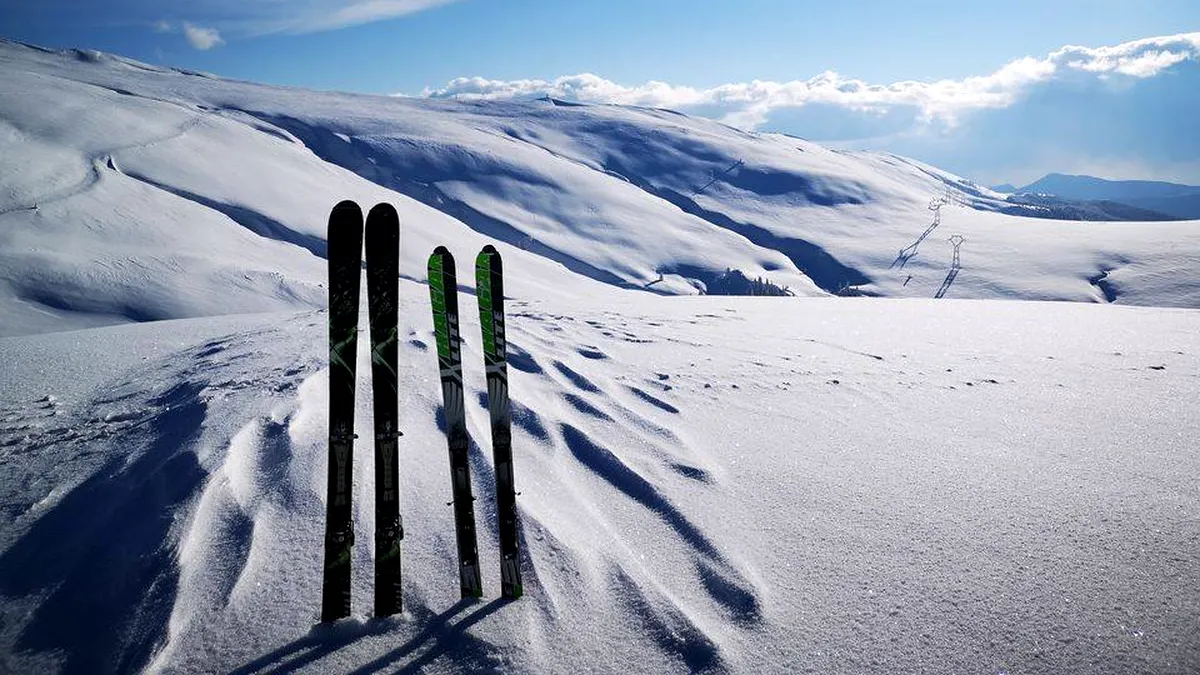Unde găsim cea mai ieftină stațiune montană din România? Prețuri incredibile și peisaje spectaculoase