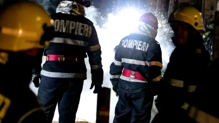 Incendiu puternic într-un bloc din Brașov. Un bărbat a suferit multiple arsuri