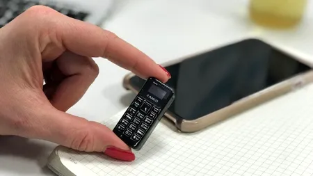 O femeie a încercat să introducă în Penitenciarul Aiud un mini telefon Zanco Fly