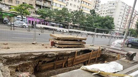 Muncitor căzut într-o groapă de peste 2 metri adâncime, în București. A fost nevoie de intervenția pompierilor