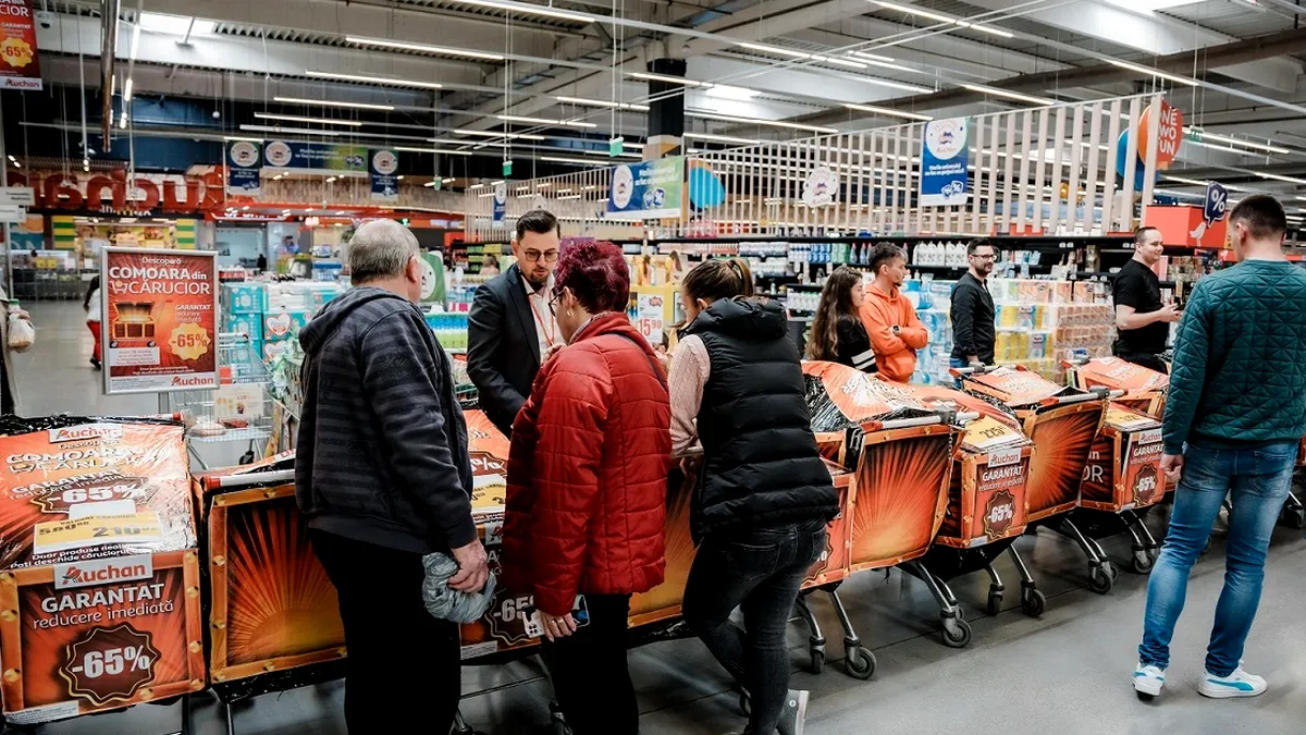Consumul privat a propulsat cifra de afaceri din comerț, în S1 2024