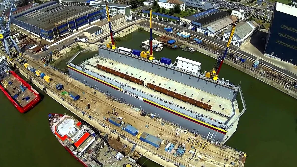 Un mare șantier naval va deveni militar. Acum produce mai mult pentru străini