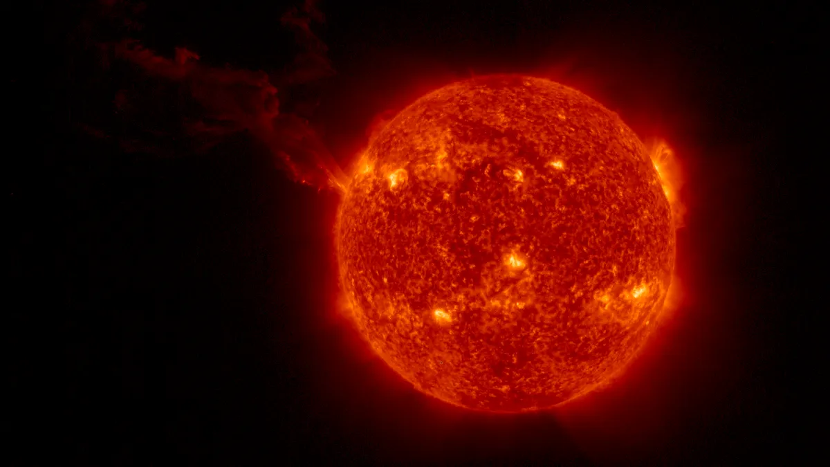 Erupțiile solare puternice pot afecta comunicațiile, avertizează oamenii de știință ruși