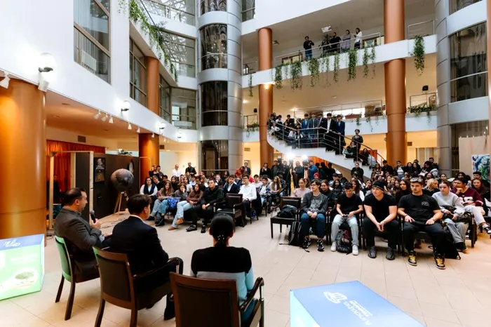 Fundația Tinmar acordă 865 de burse de merit elevilor din Sectorul 2, București