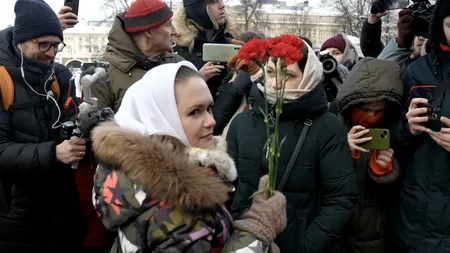 Rusoaicele protestează: ”Ne vrem soții înapoi”