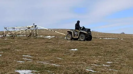 Morminte vechi de circa 4 milenii, descoperite de cercetători români şi cehi