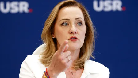 Elena Lasconi a votat alături de soțul său: „Haideți să votăm corect!”