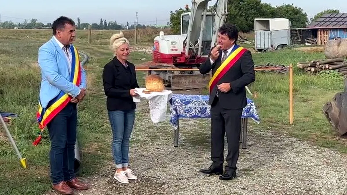 S-a tăiat panglica la NIMIC! Au inaugurat o lucrare neîncepută