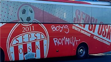 Autocarul echipei Sepsi OSK a fost vandalizat în Craiova