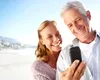 Tehnologia, aliat neașteptat la vârsta a treia. Modul în care telefoanele întineresc oamenii bătrâni