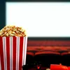 Cât costă mersul la cinema în 2026. Gustările și băuturile pot tripla prețul