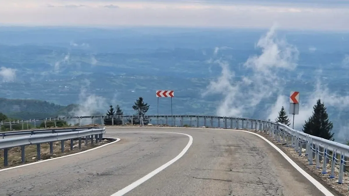 Se reabilitează Transalpina! Cine vrea să actualizeze SF-ul necesar modernizării celui mai înalt drum montan