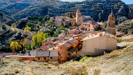 Turiştii sunt invitaţi în Spania pentru a salva satele pe cale de dispariţie