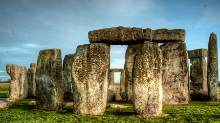Stonehenge și misterul Pietrei Altarului: o călătorie inexplicabilă de aproape 800 de kilometri din Scoția în inima Angliei