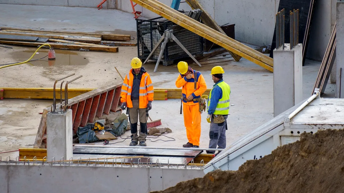 Colectarea deșeurilor din construcții în Sectorul 5. Ce este interzis să faci