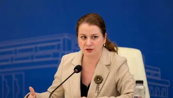 Ligia Deca: „Schimbările climatice afectează educaţia”