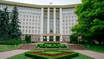 Bloomberg: Planul secret al lui Putin de a submina alegerile cruciale din Moldova