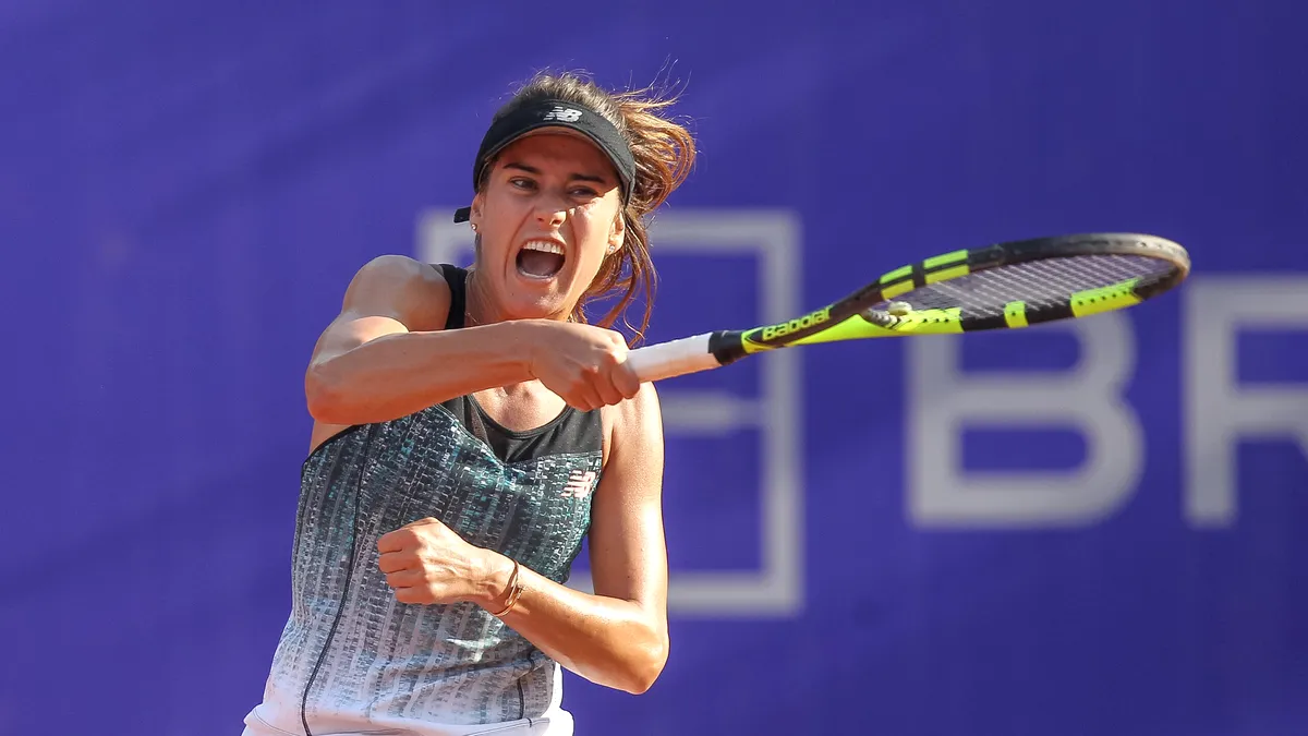 Sorana Cîrstea, eliminată de Iga Swiatek în „sferturile” Indian Wells (Video)