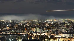 A treia zi de atacuri israeliano-americane asupra Iranului: conflictul se extinde în Liban, Irak și Golful Persic