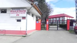 Detalii cutremurătoare din spitalul de psihiatrie în care pacienţii erau bătuţi sau supuşi electroşocurilor. Agresorii au fost arestaţi