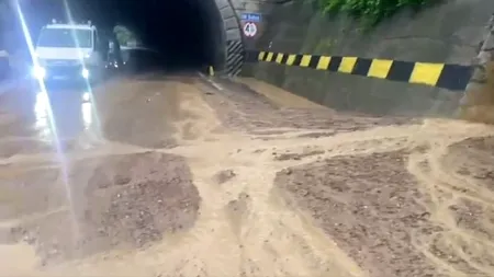 Inundațiile fac prăpăd în tot județul Dolj. Autoritățile, depășite de evenimente VIDEO