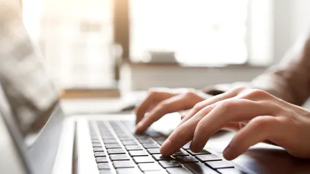 Eurostat: Aproape 50% dintre tinerii din UE sunt expuși abuzurilor online