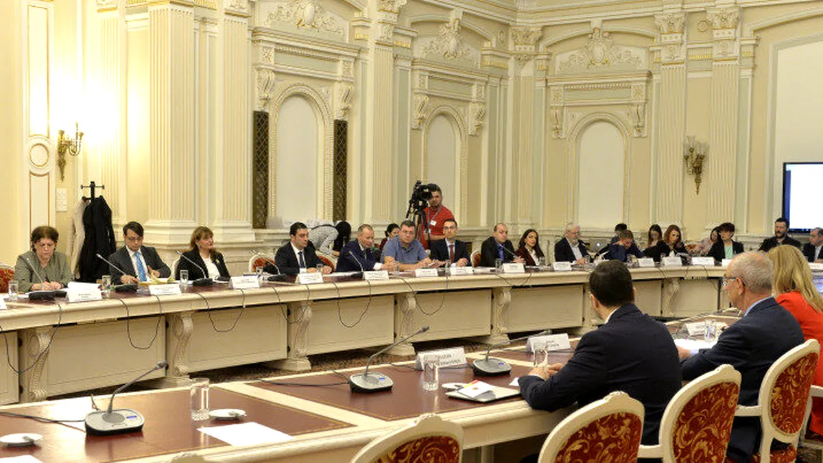 ,,Ploaia” de amendamente amână cu o săptămână discutarea OUG privind prezidențialele