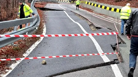 Drumul spre Mănăstirea Frăsinei s-a surpat la scurtă vreme de la blestemele mitropolitului Olteniei
