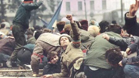 Mărturia unui revoluționar ajuns în iadul de la București: „Ne-am ascuns de gloanțe la Televiziune și m-am întors acasă abia în februarie”