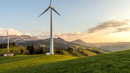 Nou parc eolian finalizat cu 79 mil. euro. Cele mai mari turbine de energie eoliană din România