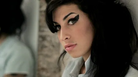Stay tunned: Se caută o actriță care să semene cu Amy Winehouse