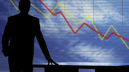 Ce înseamnă schimbarea perspectivei Fitch de la „Stabilă” la „Negativă” pentru economia României