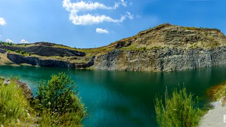 Lacul de Smarald, o bijuterie naturală fascinantă