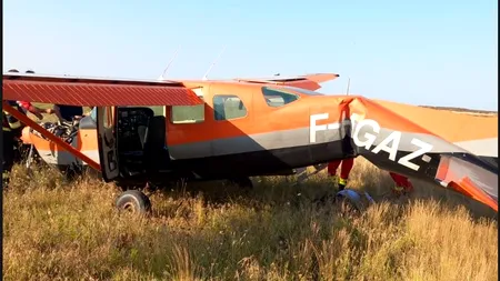 Aterizare forţată a unui avion civil pe aeroportul din Tuzla. Pilotul și pasagerul au fost spitalizați FOTO