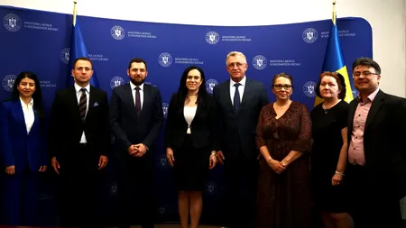 Ministrul Muncii, Simona Bucura - Oprescu, și ambasadorul Armeniei discută despre reforma în asistența socială