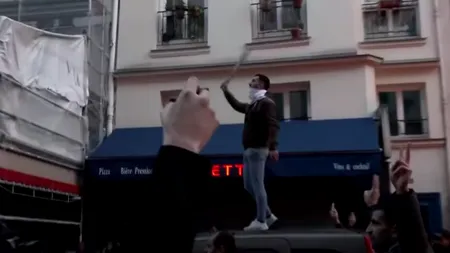 Proteste violente la Paris după un atentat împotriva comunității kurde (live video)
