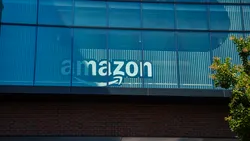 Amazon renunţă la mii de angajaţi pentru a investi în inteligenţa artificială