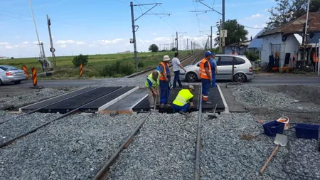 Licitație pentru lucrări de reparație a trecerilor la nivel cu calea ferată. Regionalele vizate
