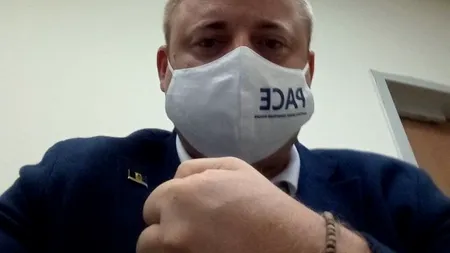 Liderul partidului moldovenesc PACE, reținut pe aeroportul din Moscova (foto/ video)