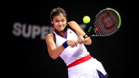 Tenis: Emma Răducanu a câștigat meciul demonstrativ împotriva Gabrielei Ruse