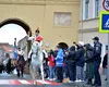 Junii au coborât călare în vechea cetate a Brașovului, un obicei păstrat de sute de ani