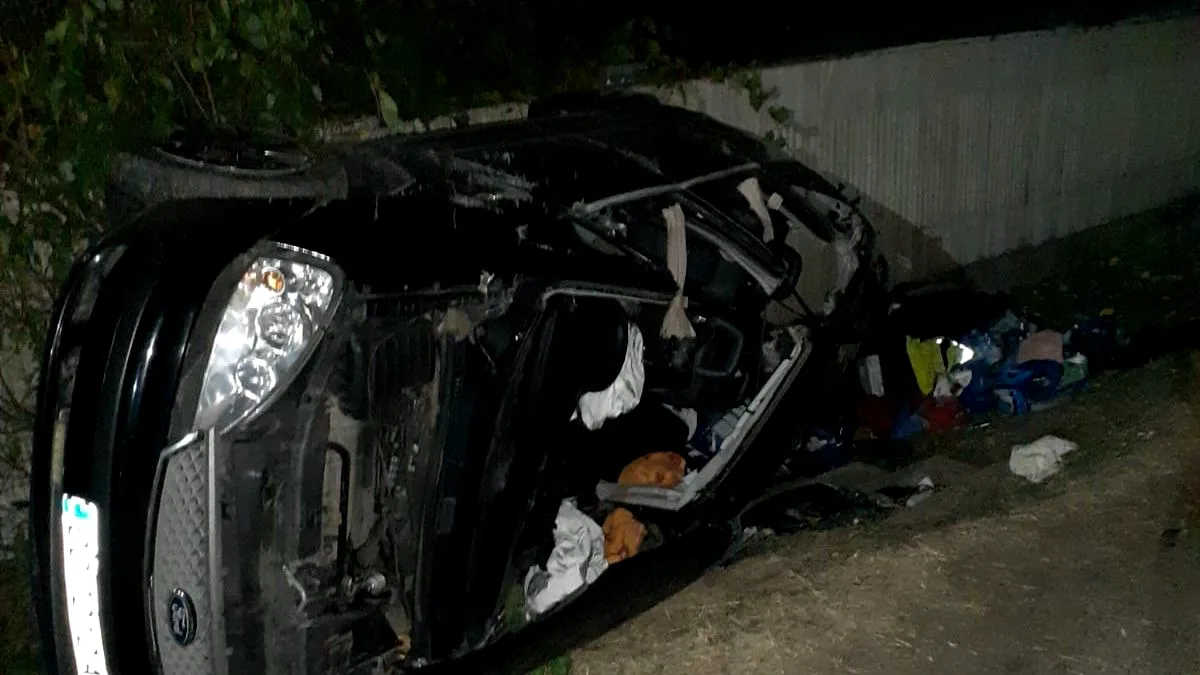 Accident grav în Giurgiu: doi bulgari au murit, alți trei sunt grav răniți, după ce un șofer fără permis a intrat într-un TIR