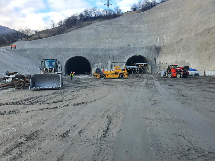 Ce progres s-a mai înregistrat pe A1 Sibiu - Pitești, prima autostradă care va traversa Carpații