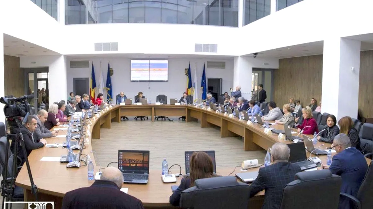 Ce austeritate! Organigrama Primăriei Galați a fost mărită cu 101 de posturi de funcționari