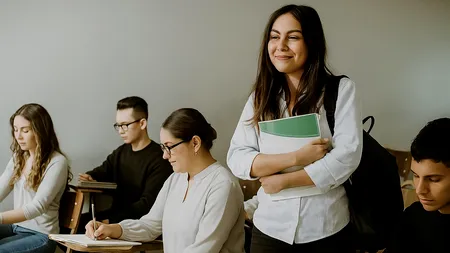 Educație la cheie: ce aduce nou regulamentul preuniversitar și de ce contează pentru părinți