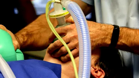 Ministerul Sănătăţii: Alţi 12 pacienţi infectaţi cu noul coronavirus vor fi transferaţi în Ungaria