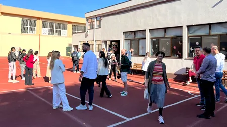 Ce spun alegătorii bucureșteni prezenți astăzi la urne