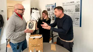 Miracol de Crăciun pentru un român cu datorii uriașe: Un italian a condus 240 de kilometri doar ca să-l ajute