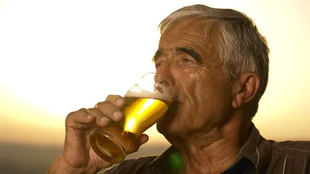 Descoperire surprinzătoare: abstinența de la alcool crește riscul de boli  grave